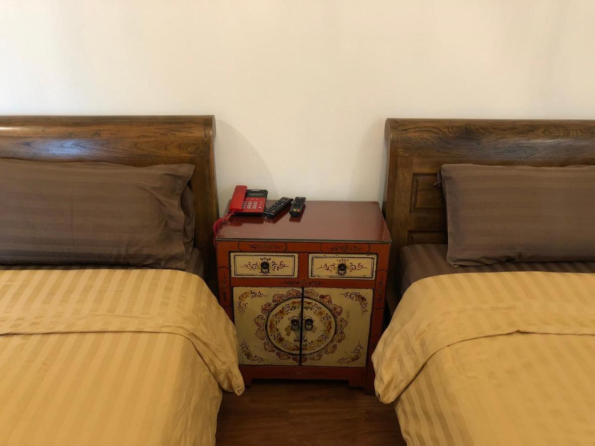 Hotel Iya Pathum Thani Εξωτερικό φωτογραφία