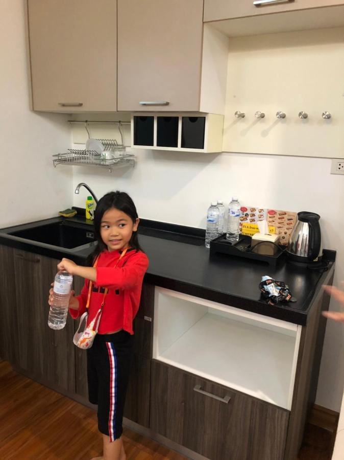 Hotel Iya Pathum Thani Εξωτερικό φωτογραφία